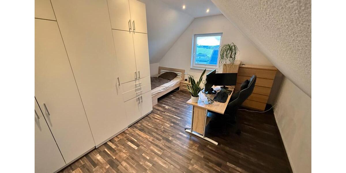 Einfamilienhaus Stadtallendorf - 5 Zimmer, 287 m&sup2;, 525.000&euro; | Angebot:27079846