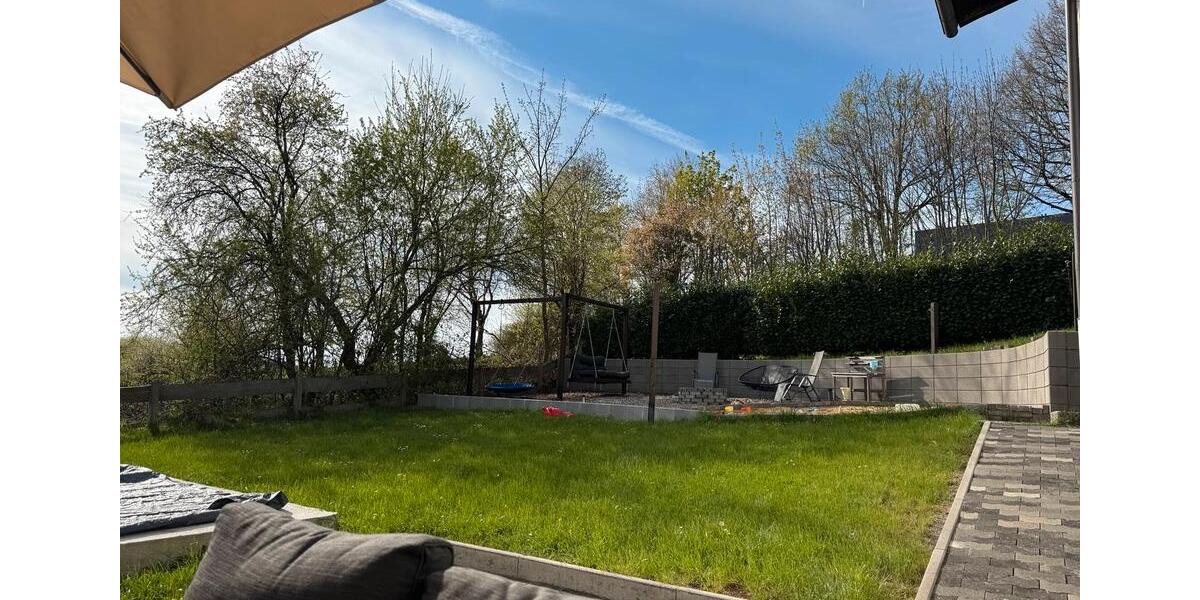 Einfamilienhaus Grünberg - 7 Zimmer, 300 m&sup2;, 699.000&euro; | Angebot:26134981