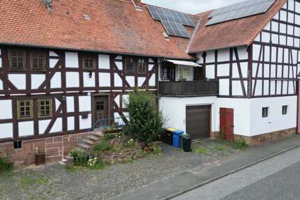 Haus Marburg Cappel - 6 Zimmer, 146 m&sup2;, 195.000&euro; | Angebot:27377432