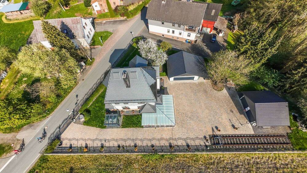 Einfamilienhaus Hatzfeld (Eder) Reddighausen - 7 Zimmer, 203 m&sup2;, 349.000&euro; | Angebot:25663934