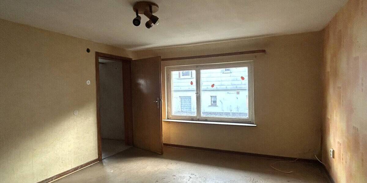 Einfamilienhaus Steffenberg / Steinperf Steinperf - 6 Zimmer, 106 m&sup2;, 59.000&euro; | Angebot:26594967