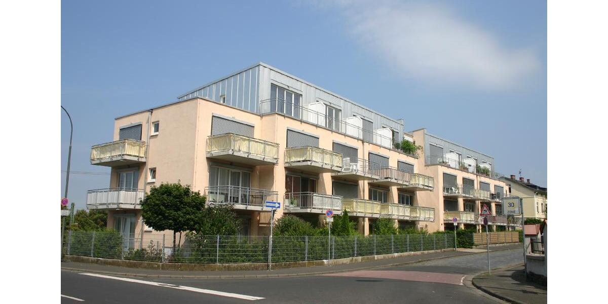 Dachgeschoßwohnung Gießen Schlangenzahl - 1 Zimmer, 30 m&sup2;, 385&euro; | Angebot:26006758