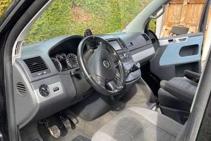 VW T5 Multivan 270.000 km 10.900 &euro; Grünberg 35305
