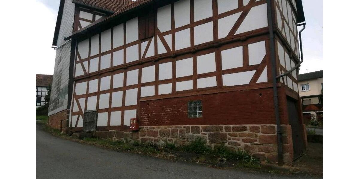 Einfamilienhaus Frankenberg (Eder) - 7 Zimmer, 120 m&sup2;, 99.000&euro; | Angebot:26533805