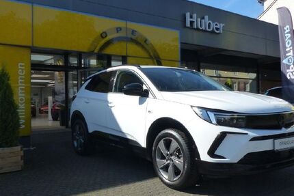Opel Grandland (X) 12.050 km 22.650 &euro; Neustadt 35279