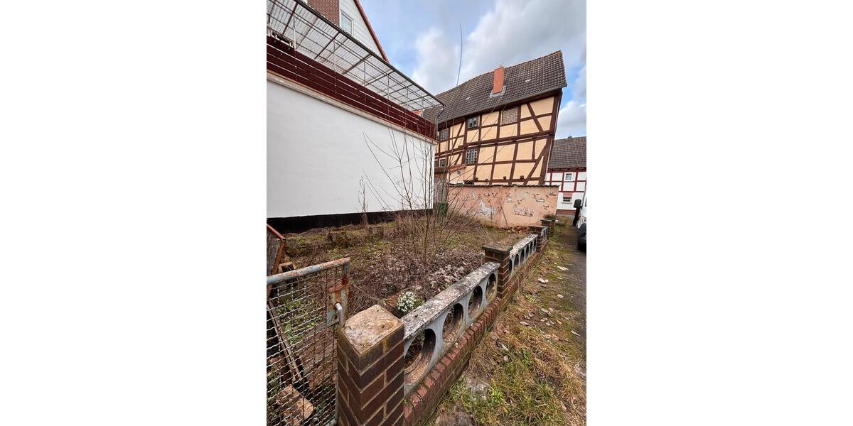 Doppelhaushälfte Rauschenberg - 5 Zimmer, 150 m&sup2;, 55.000&euro; | Angebot:26994055