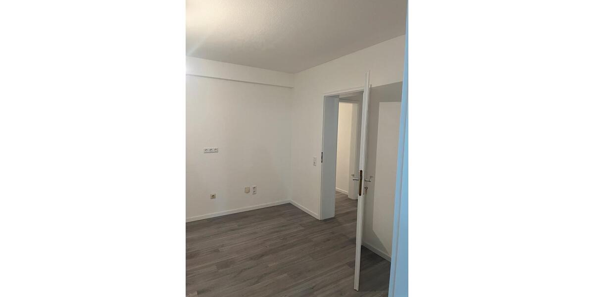 Erdgeschoßwohnung Gladenbach - 1 Zimmer, 93 m&sup2;, 1.005&euro; | Angebot:25962792