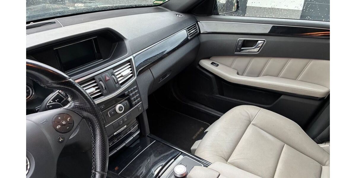 Mercedes-Benz E 300 340.000 km 3.700 &euro; Grünberg 35305