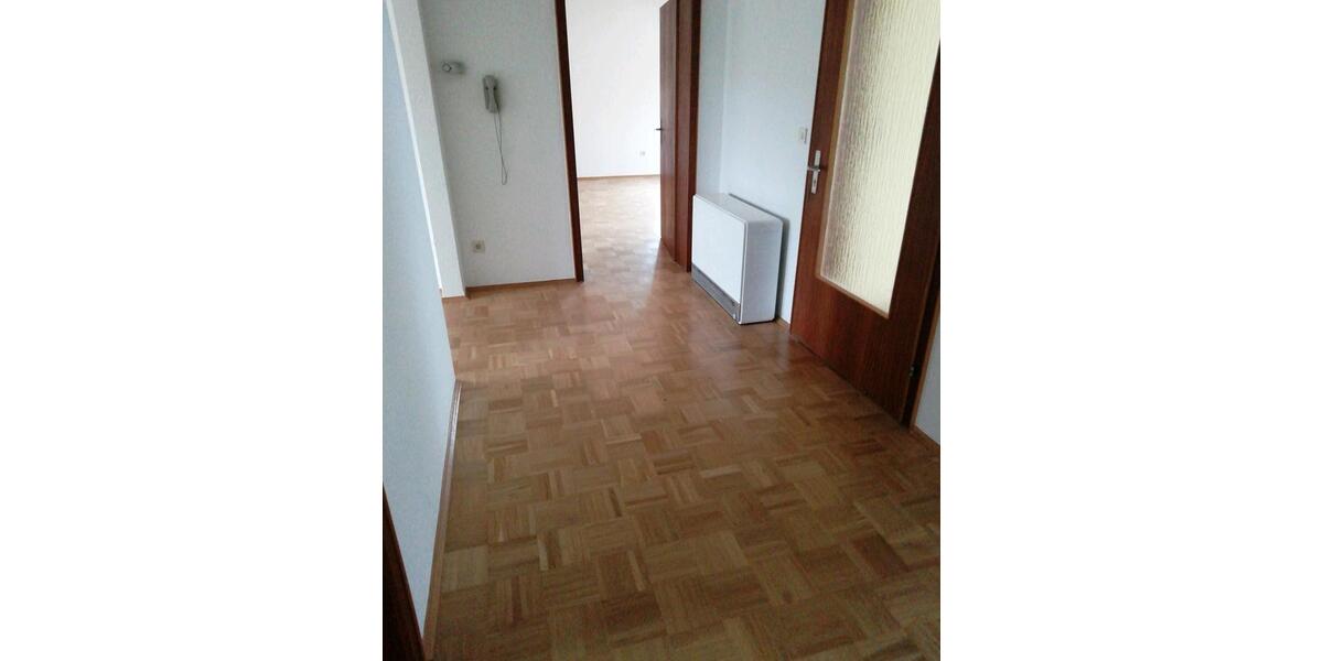 Etagenwohnung Biebertal - 5 Zimmer, 129 m&sup2;, 750&euro; | Angebot:25589188