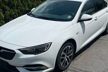 Opel Insignia 239.000 km 5.990 &euro; Buseck / Oppenrod 35418