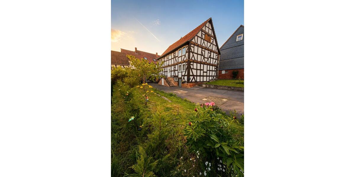 Einfamilienhaus Stadtallendorf - 5 Zimmer, 180 m&sup2;, 259.000&euro; | Angebot:27022985