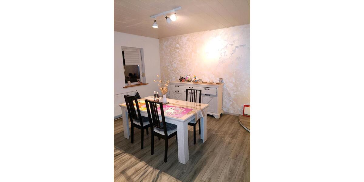 Einfamilienhaus Antrifttal - 7 Zimmer, 160 m&sup2;, 216.200&euro; | Angebot:25941111