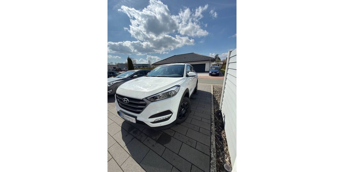 Hyundai TUCSON 56.170 km 14.700 &euro; Burgwald 35099