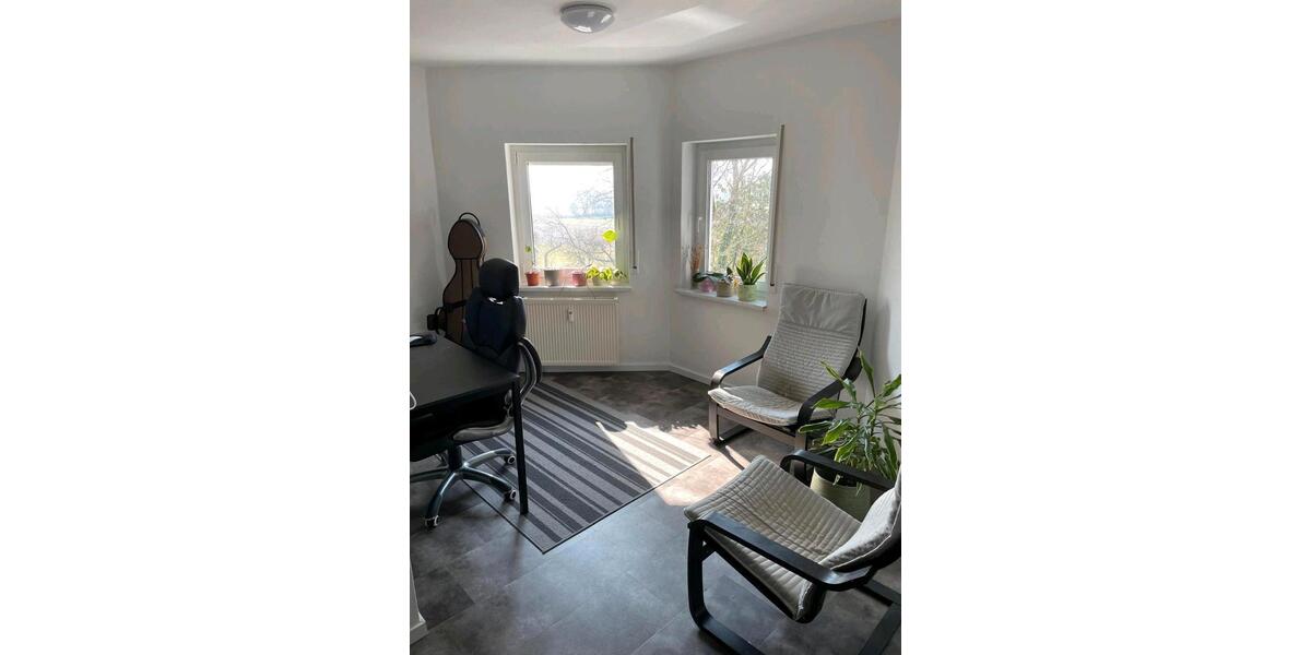 Dachgeschoßwohnung Marburg Cappel - 4 Zimmer, 144 m&sup2;, 1.200&euro; | Angebot:26243012