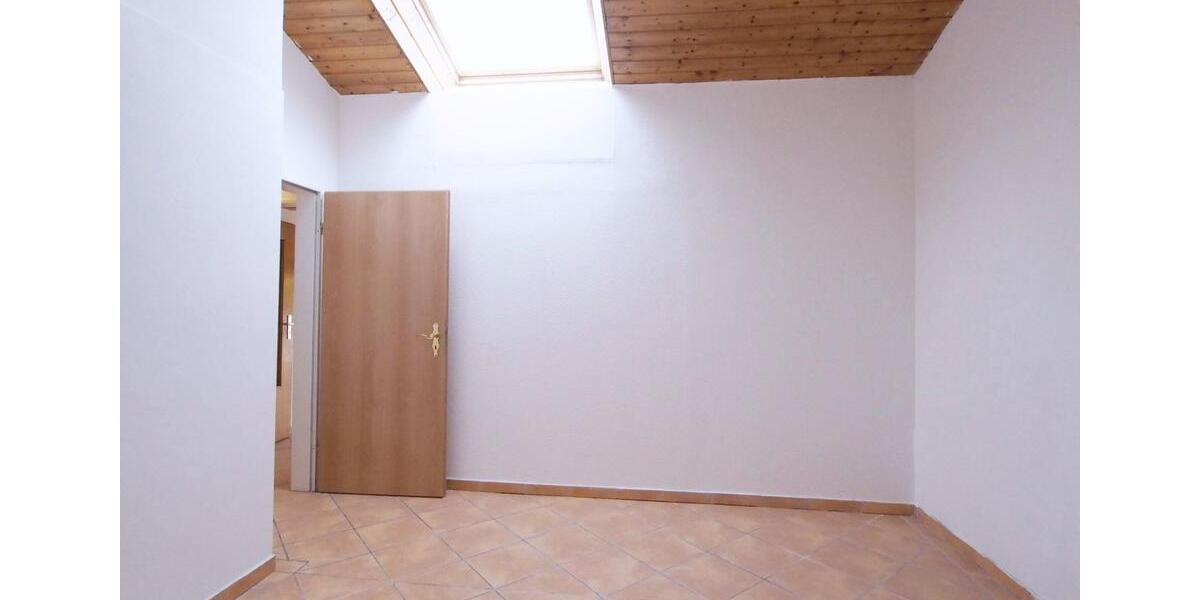 Etagenwohnung Wettenberg - 3 Zimmer, 74 m&sup2;, 740&euro; | Angebot:25853924