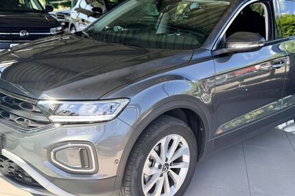 VW T-Roc 20.900 km 27.900 &euro; Biedenkopf 35216
