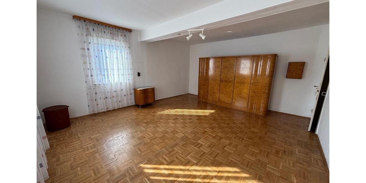 Bauernhaus, Landhaus Ebsdorfergrund - 7 Zimmer, 213 m&sup2;, 390.000&euro; | Angebot:25825407