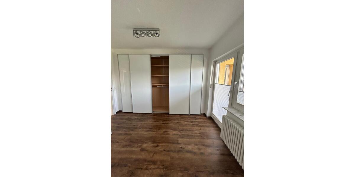 Einfamilienhaus Burgwald - 6 Zimmer, 270 m&sup2;, 445.000&euro; | Angebot:25104555