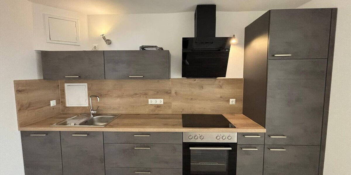 Etagenwohnung Marburg - 2 Zimmer, 67 m&sup2;, 1.100&euro; | Angebot:26290120