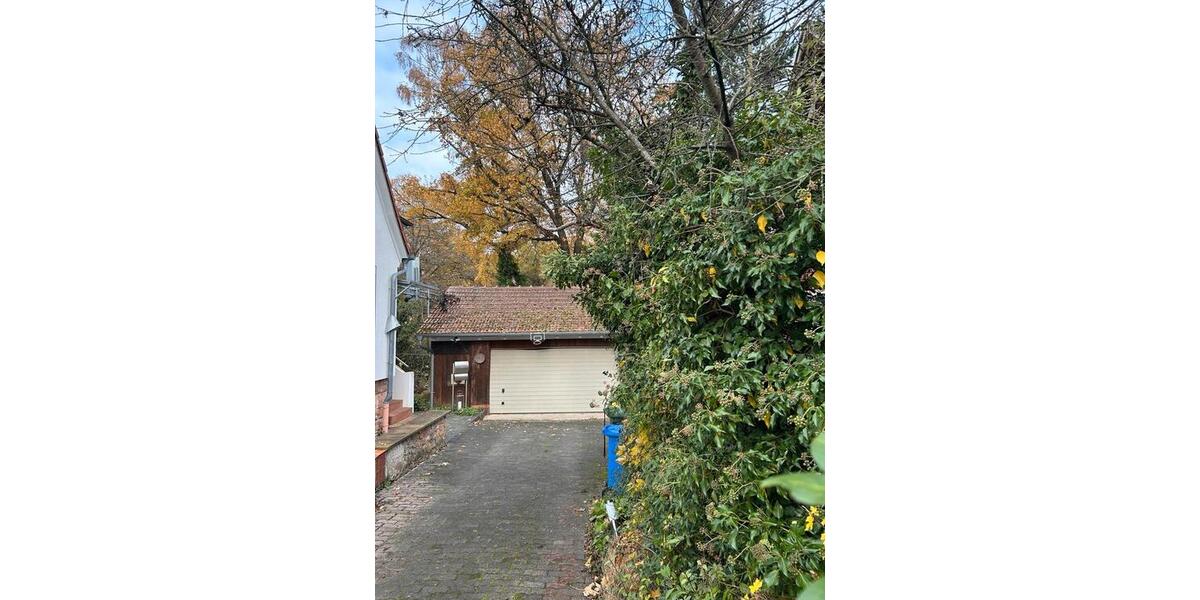 Etagenwohnung Marburg Biegenviertel - 2.5 Zimmer, 95 m&sup2;, 1.150&euro; | Angebot:26044454