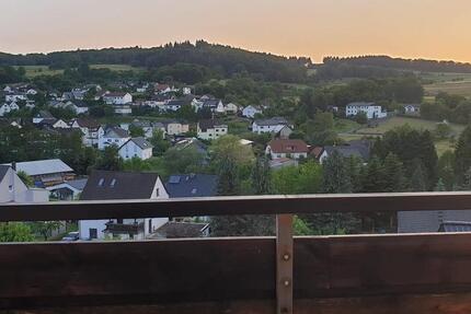 Wohnung Steffenberg - 10 Zimmer, 227 m&sup2;, 169.000&euro; | Angebot:26720491
