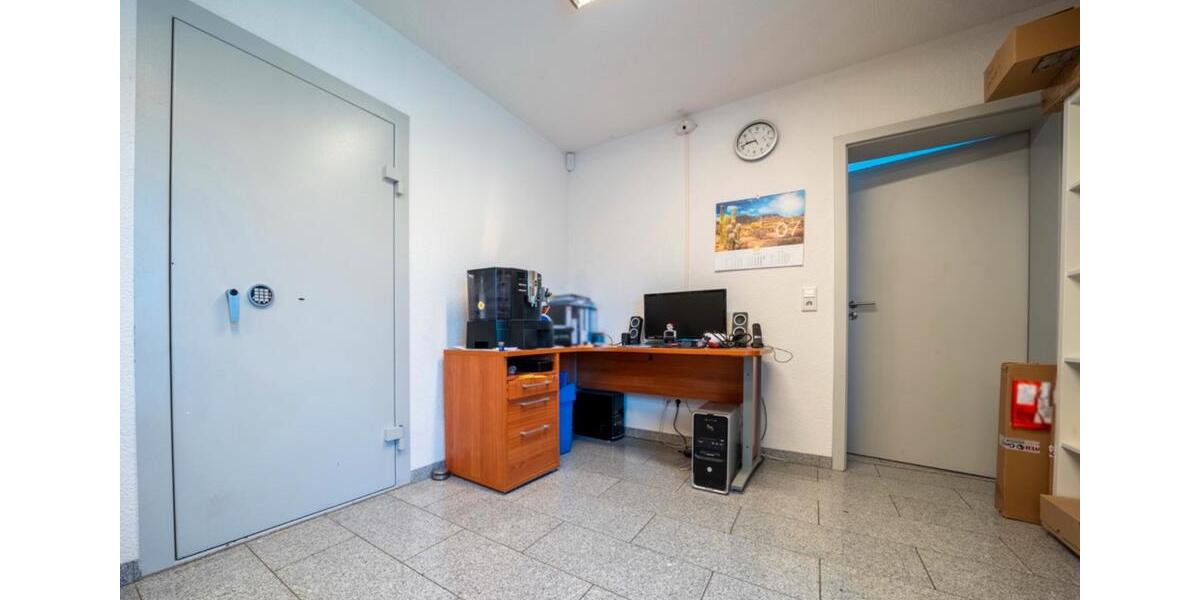 Einfamilienhaus Stadtallendorf - 5 Zimmer, 287 m&sup2;, 525.000&euro; | Angebot:27079846
