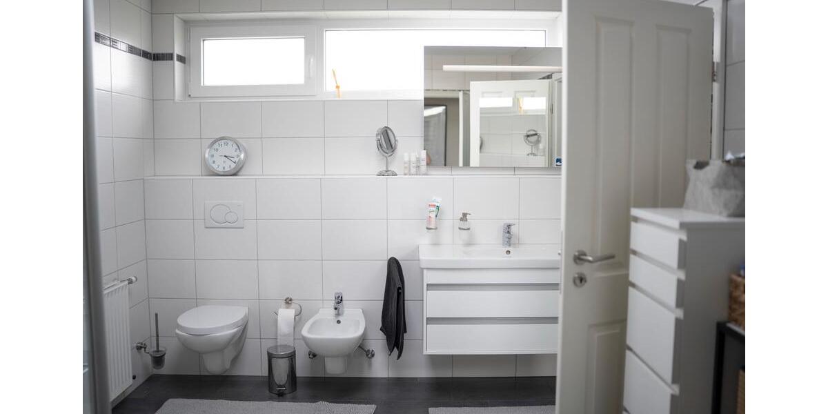 Einfamilienhaus Grünberg - 7 Zimmer, 300 m&sup2;, 699.000&euro; | Angebot:26134981