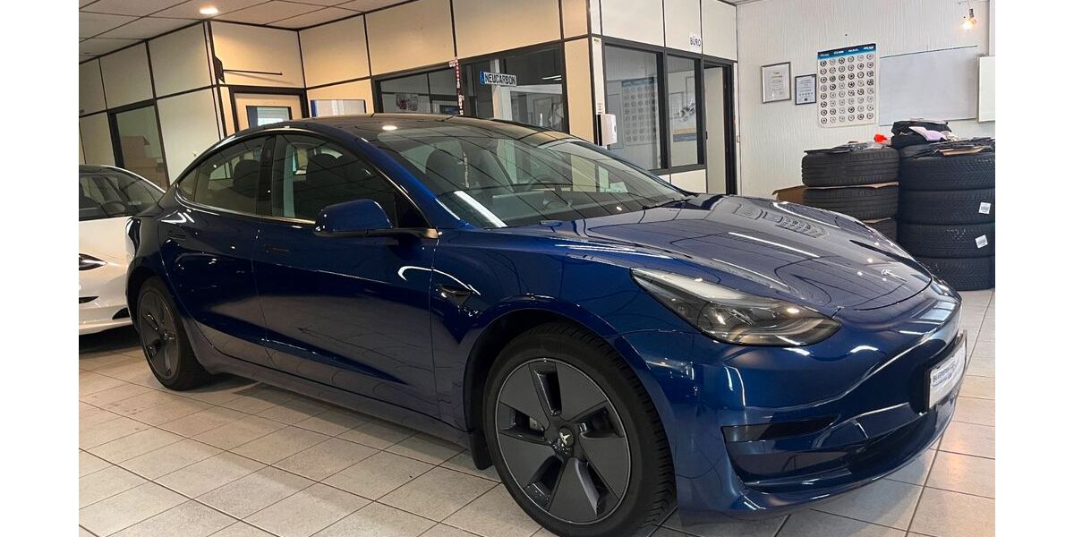Tesla Model 3 30.000 km 28.500 &euro; Grünberg 35305