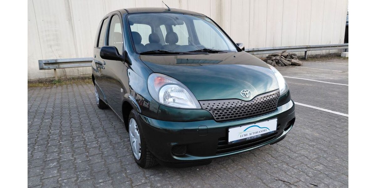 Toyota Yaris 174.800 km 2.999 &euro; Cölbe 35091