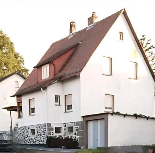 Einfamilienhaus Ebsdorfergrund - 9 Zimmer, 300 m&sup2;, 300.000&euro; | Angebot:27041080