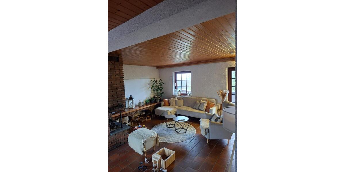 Etagenwohnung Hatzfeld (Eder) - 3 Zimmer, 90 m&sup2;, 700&euro; | Angebot:25416524