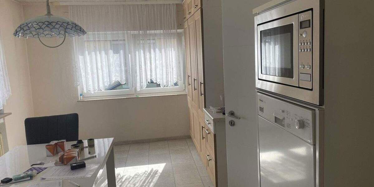 Mehrfamilienhaus, Wohnhaus Buseck Alten-Buseck - 7 Zimmer, 280 m&sup2;, 320.000&euro; | Angebot:25782526