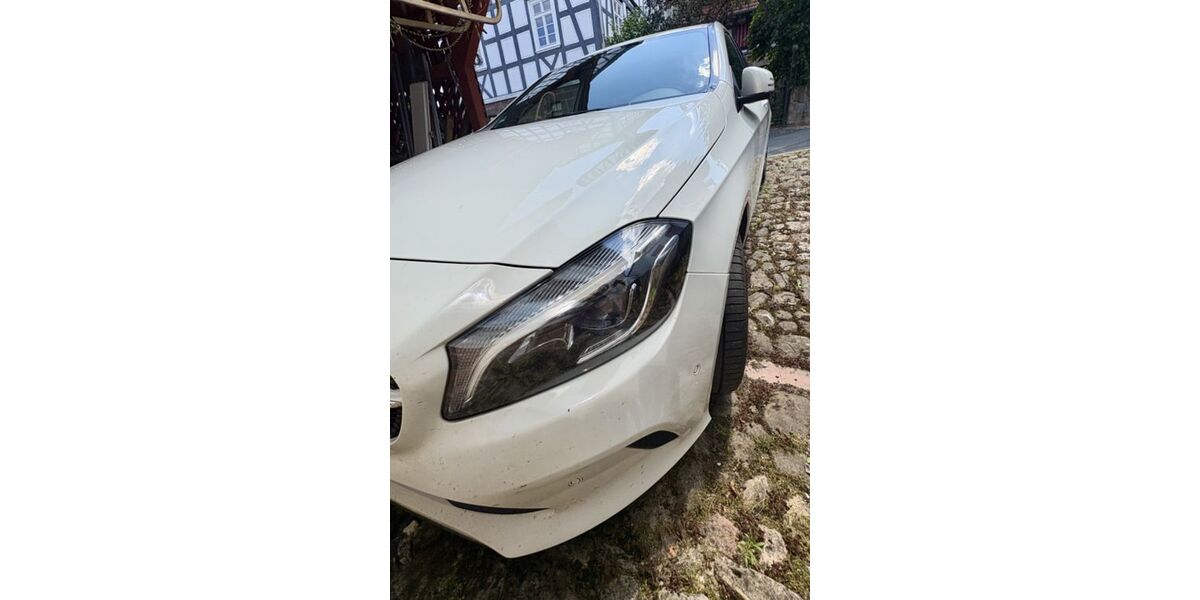 Mercedes-Benz A 180 352.000 km 5.700 &euro; Wetter 35083