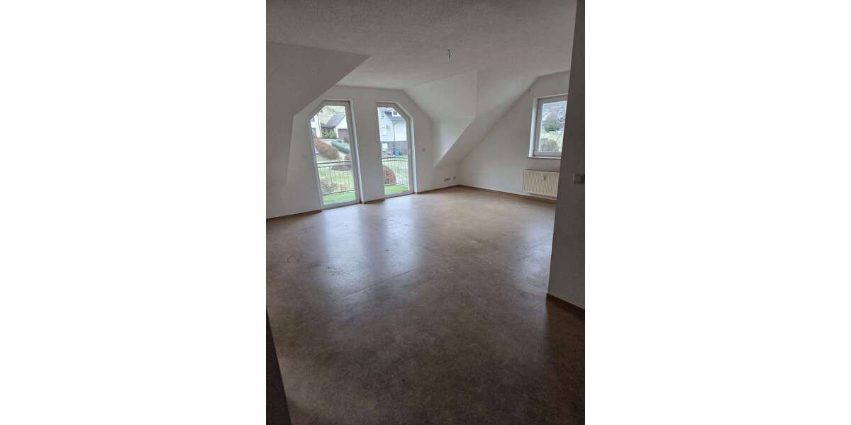 Etagenwohnung Bad Laasphe - 3 Zimmer, 82 m&sup2;, 430&euro; | Angebot:26187327