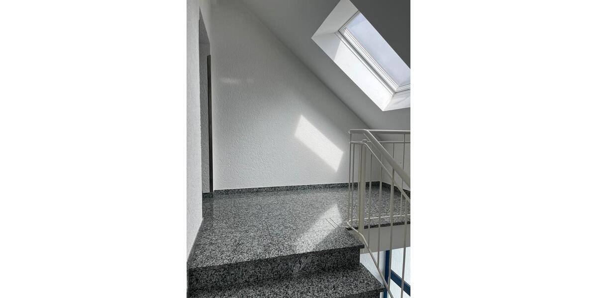 Dachgeschoßwohnung Mücke - 4 Zimmer, 75 m&sup2;, 800&euro; | Angebot:25656942