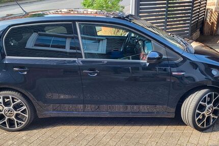 VW up! 33.000 km 15.990 &euro; Marburg 35043