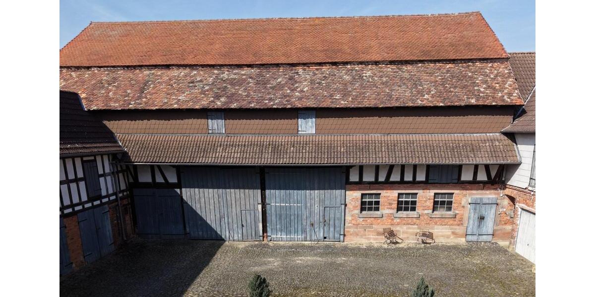 Bauernhaus, Landhaus Ebsdorfergrund - 7 Zimmer, 213 m&sup2;, 390.000&euro; | Angebot:25825407