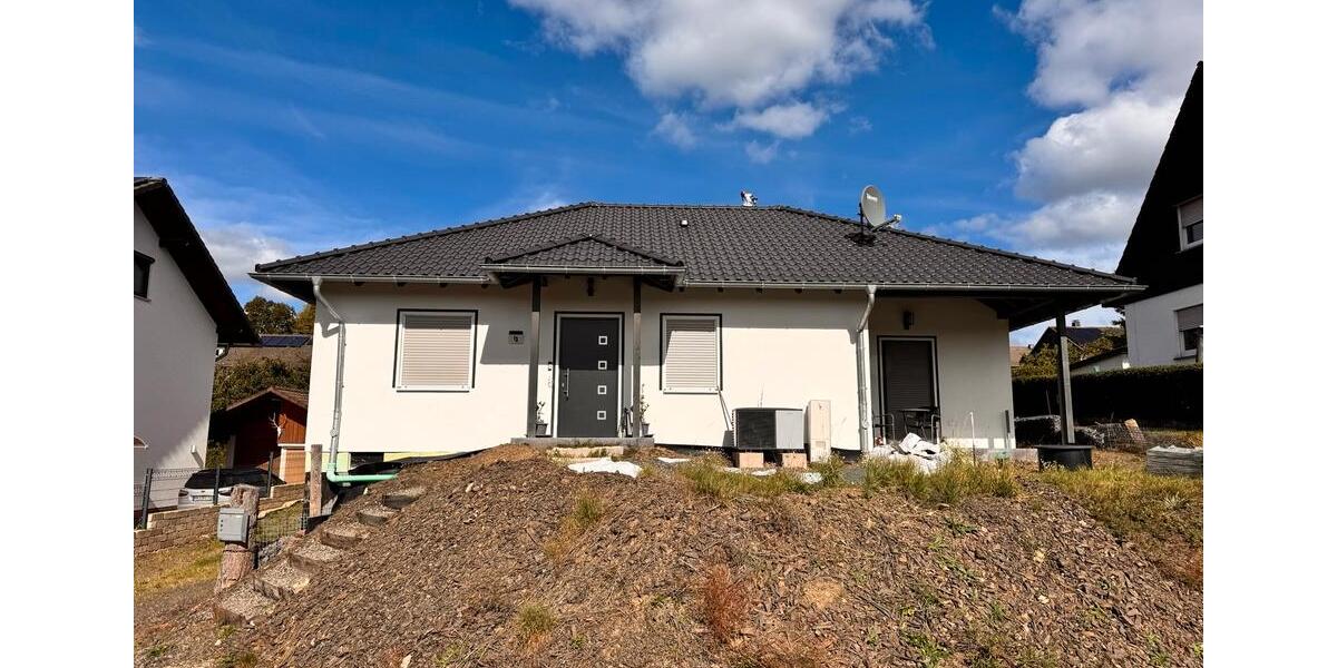 Einfamilienhaus Battenberg (Eder) - 4 Zimmer, 110 m&sup2;, 385.000&euro; | Angebot:24840091