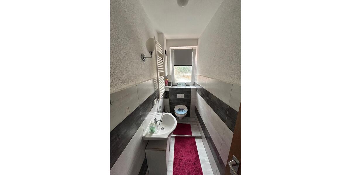 Mehrfamilienhaus, Wohnhaus Neustadt (Hessen) - 10 Zimmer, 620 m&sup2;, 405.000&euro; | Angebot:26120239