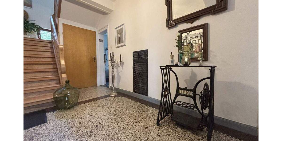 Einfamilienhaus Lahntal / Sterzhausen Sterzhausen - 7 Zimmer, 180 m&sup2;, 439.000&euro; | Angebot:25689226