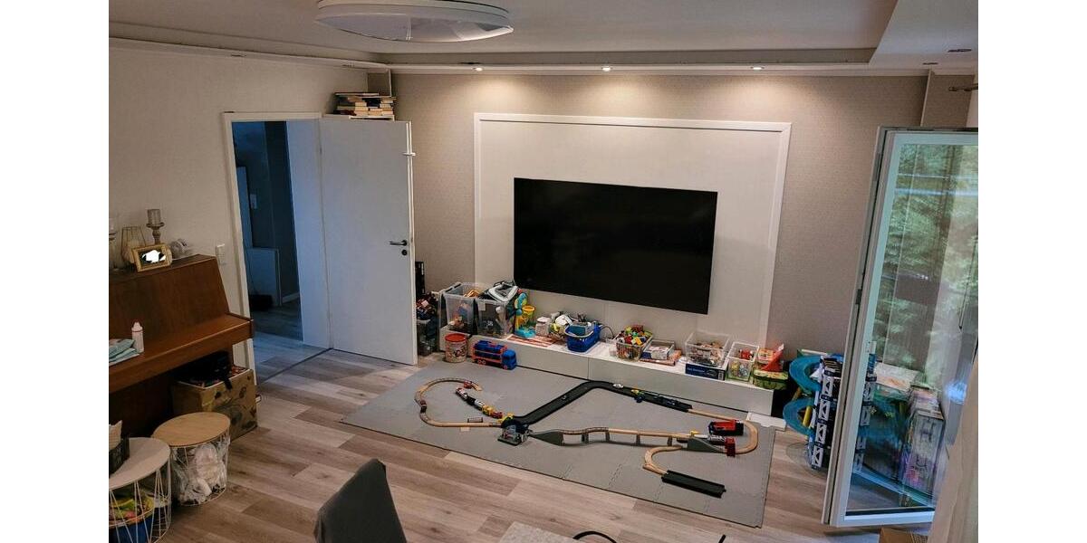 Etagenwohnung Marburg Marbach - 3 Zimmer, 90 m&sup2;, 1.300&euro; | Angebot:25965708