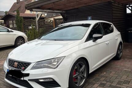Seat Leon 82.907 km 18.700 &euro; Stadtallendorf 35260