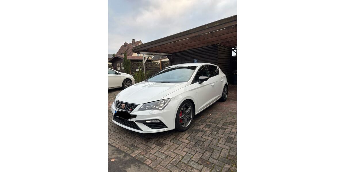 Seat Leon 82.907 km 18.700 &euro; Stadtallendorf 35260