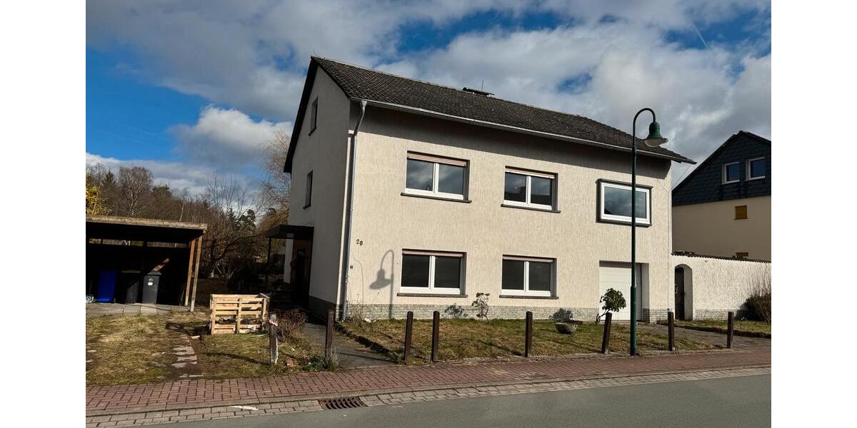 Einfamilienhaus Allendorf (Eder) - 5 Zimmer, 150 m&sup2;, 310.000&euro; | Angebot:25906358