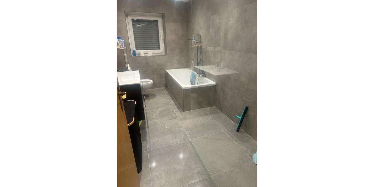 Einfamilienhaus Grünberg - 7 Zimmer, 197 m&sup2;, 300.000&euro; | Angebot:26204568