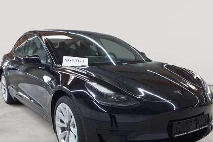 Tesla Model 3 51.197 km 27.290 &euro; Fernwald-Steinbach 35463