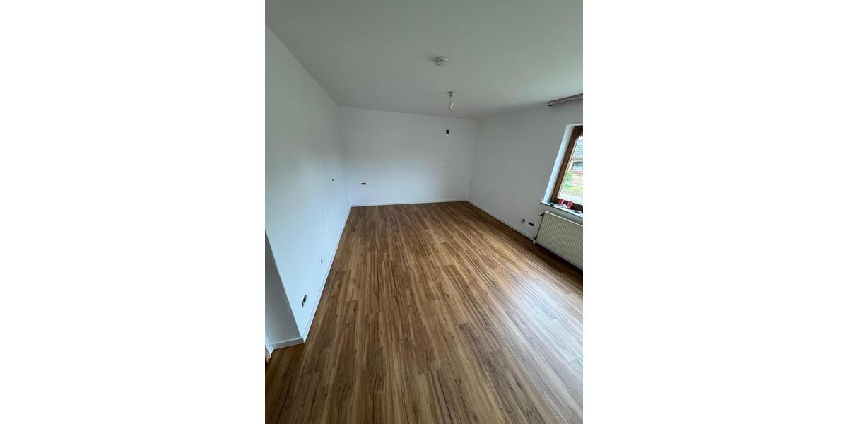 Etagenwohnung Gladenbach - 2 Zimmer, 80 m&sup2;, 650&euro; | Angebot:26293228