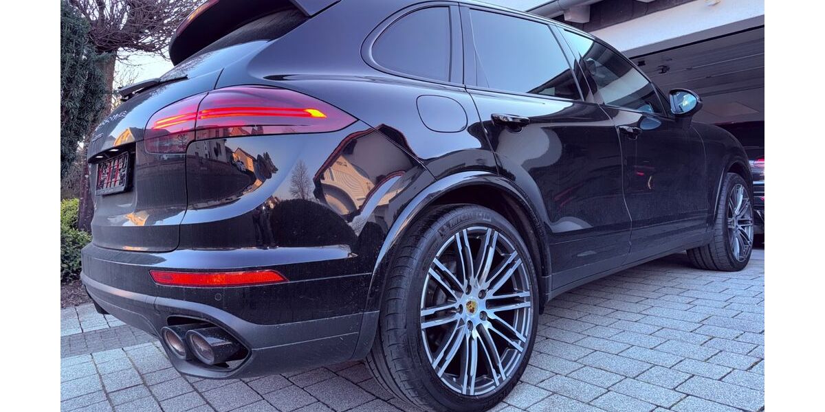 Porsche Cayenne 157.000 km 37.370 &euro; Neustadt (bei Marburg a.d.Lahn) 35279