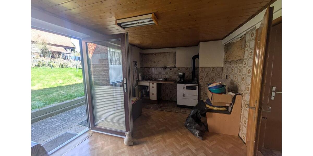 Einfamilienhaus Battenberg (Eder) - 5 Zimmer, 200 m&sup2;, 120.000&euro; | Angebot:26221855