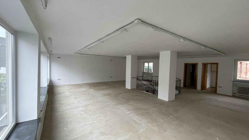 Gewerbeobjekt Wetter (Hessen) - 1.300&euro; | Angebot:24114464